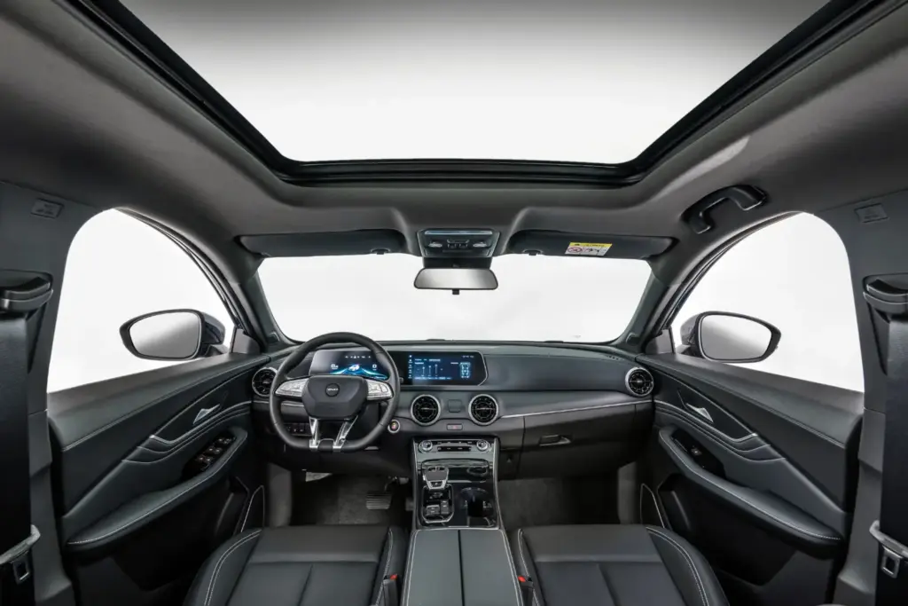 EVO 6 HEV: el SUV híbrido con etiqueta ECO que completa la gama de la marca italiana desde 29.900 euros 2 Motor16 Fotos EVO 6 HEV 3 Motor16