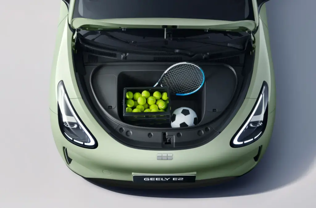 Fotos Geely E2 9 Motor16