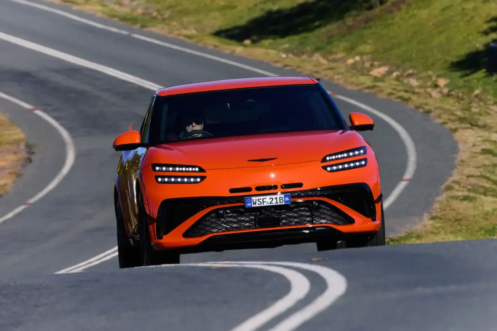 Genesis GV60 Magma 26 Motor16