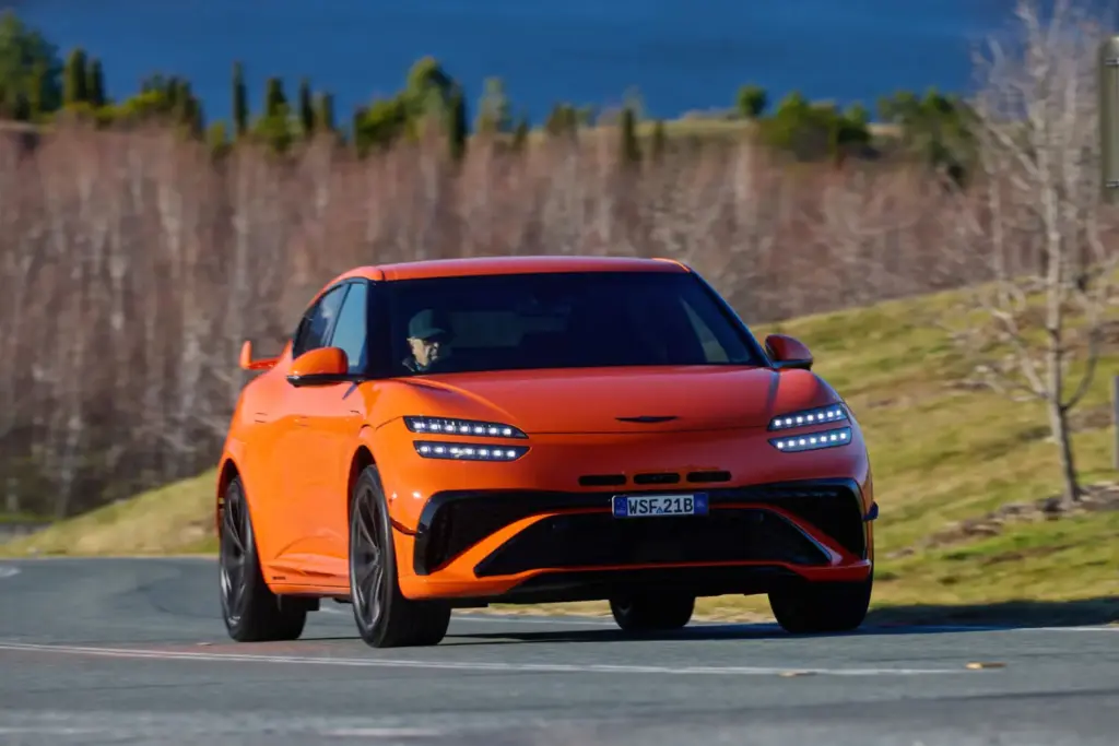 Genesis GV60 Magma 33 Motor16