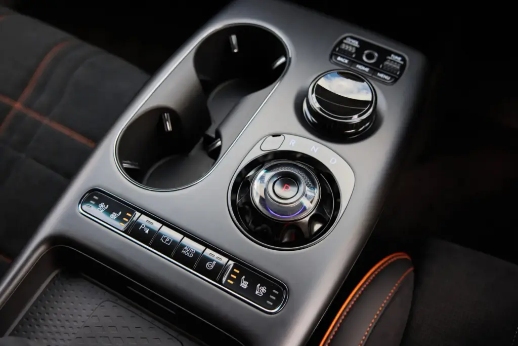 Genesis GV60 Magma 55 Motor16