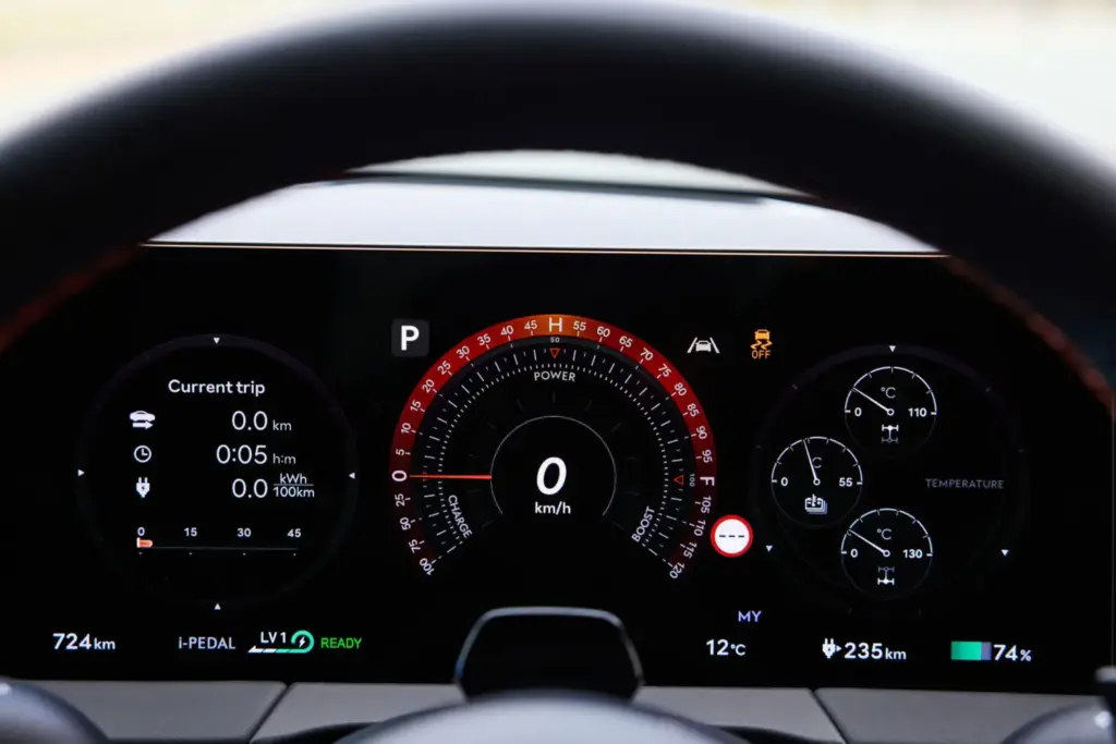 Genesis GV60 Magma 63 Motor16
