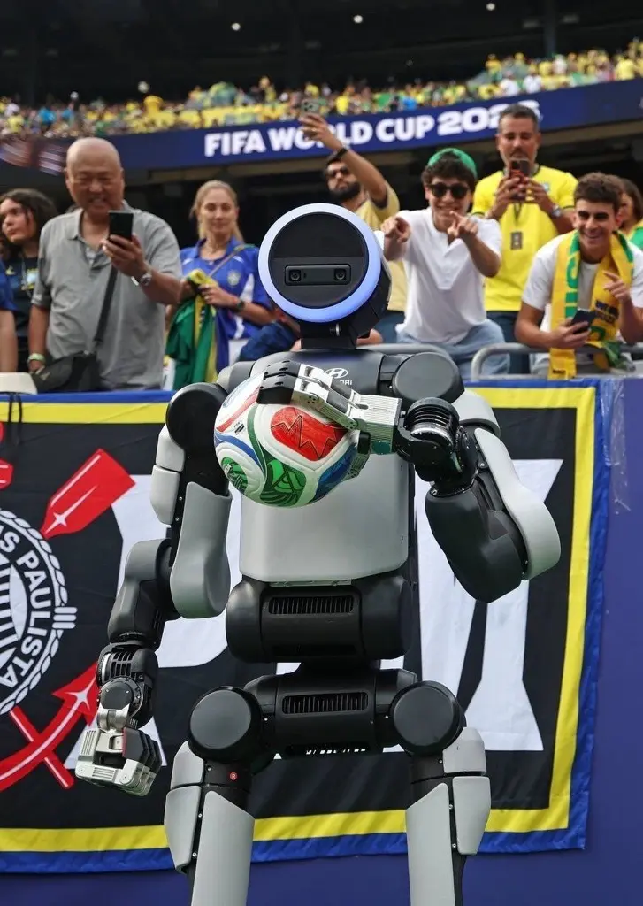 Atlas, el robot humanoide de Hyundai, hace historia en el Mundial imitando las celebraciones de gol de Haaland y Harry Kane 3 Motor16 Hyundai, Atlas, Mundial