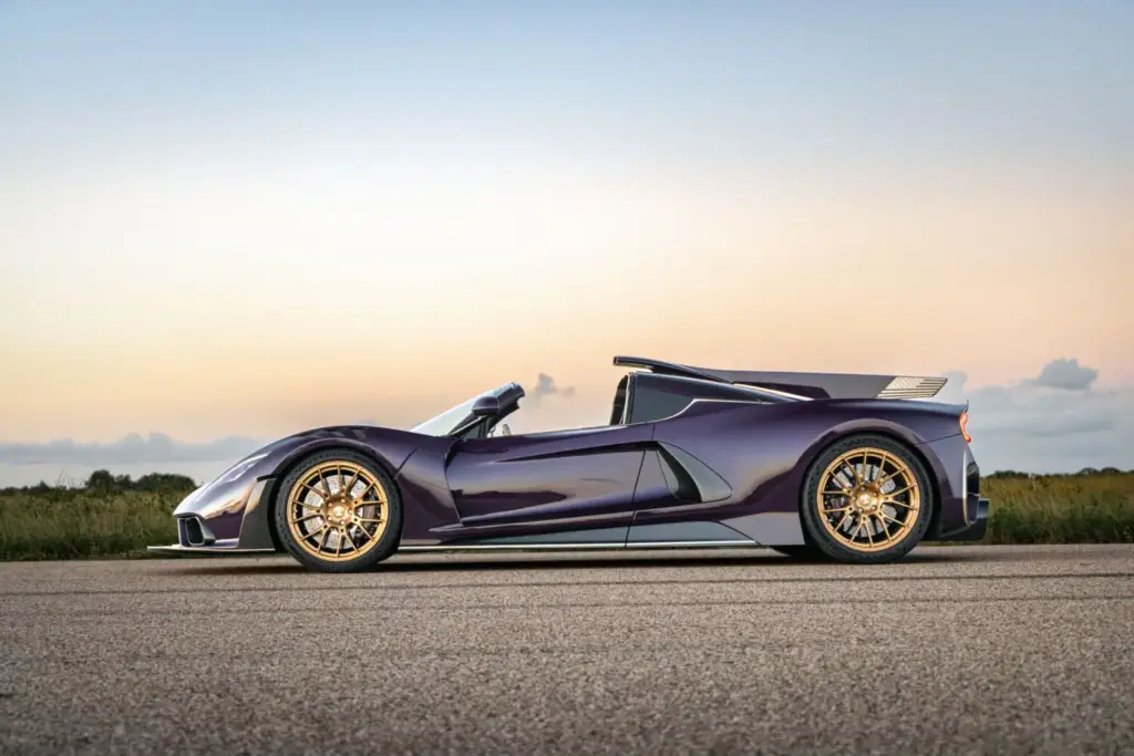 Hennessey Venom F5-M: 2.059 CV y caja de cambios manual 30 Motor16 Hennessey Venom F5-M: 2.059 CV y caja de cambios manual