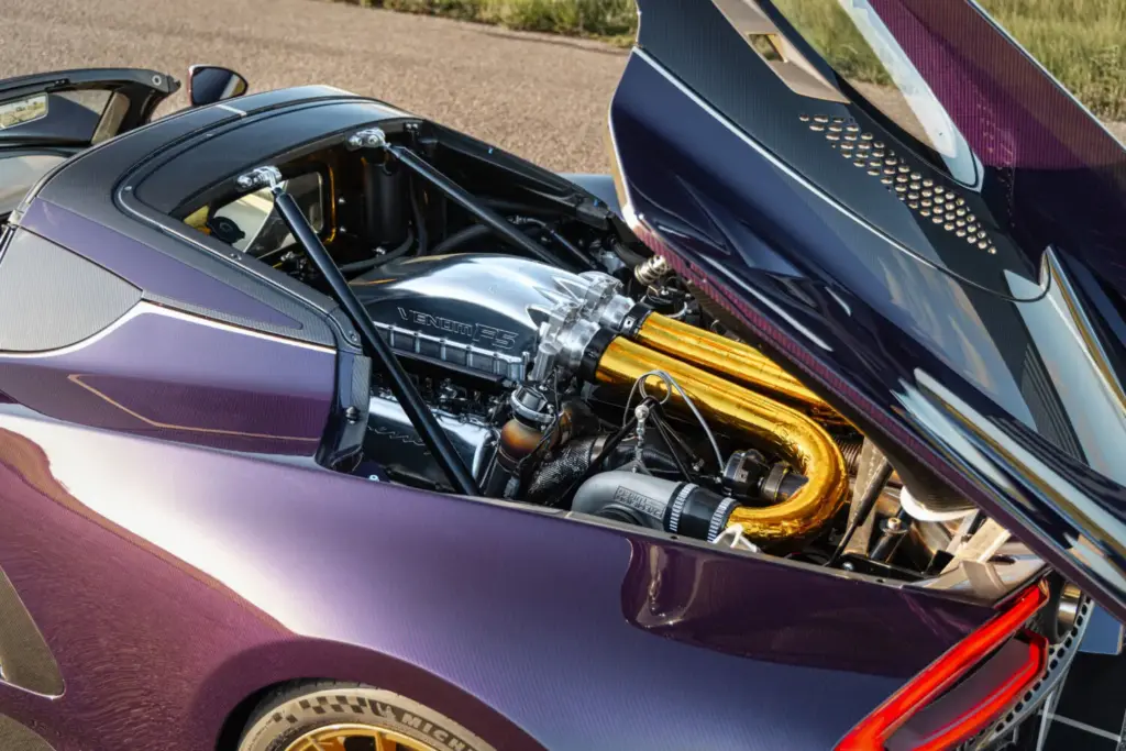 Hennessey Venom F5-M: 2.059 CV y caja de cambios manual 22 Motor16 Hennessey Venom F5 M.20 Motor16