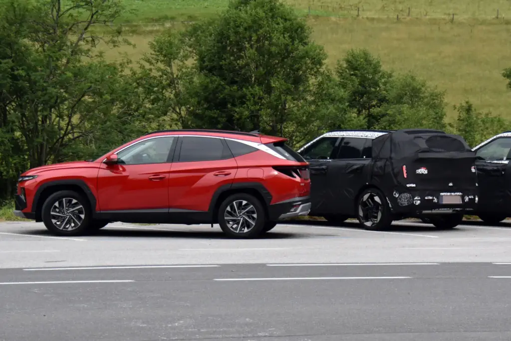 Hyundai Tucson 2027: el superventas coreano prepara una revolución en diseño y tecnología 12 Motor16 Hyundai Tucson 2027 espia 2 Motor16