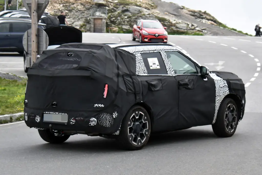 Hyundai Tucson 2027: el superventas coreano prepara una revolución en diseño y tecnología 25 Motor16 Hyundai Tucson 2027 espia 22 Motor16