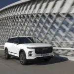 El JAECOO 7 SHS híbrido enchufable y los cuatro pilares con los que conquista el mercado: diseño y espacio