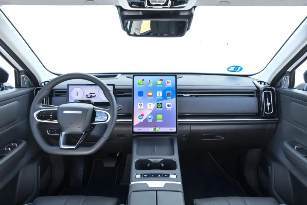 El JAECOO 7 SHS híbrido enchufable y los cuatro pilares con los que conquista el mercado: diseño y espacio 2 Motor16 JAECOO 7 SHS HIBRIDO ENCHUFABLE ESTILO Y DISENO 13 Motor16