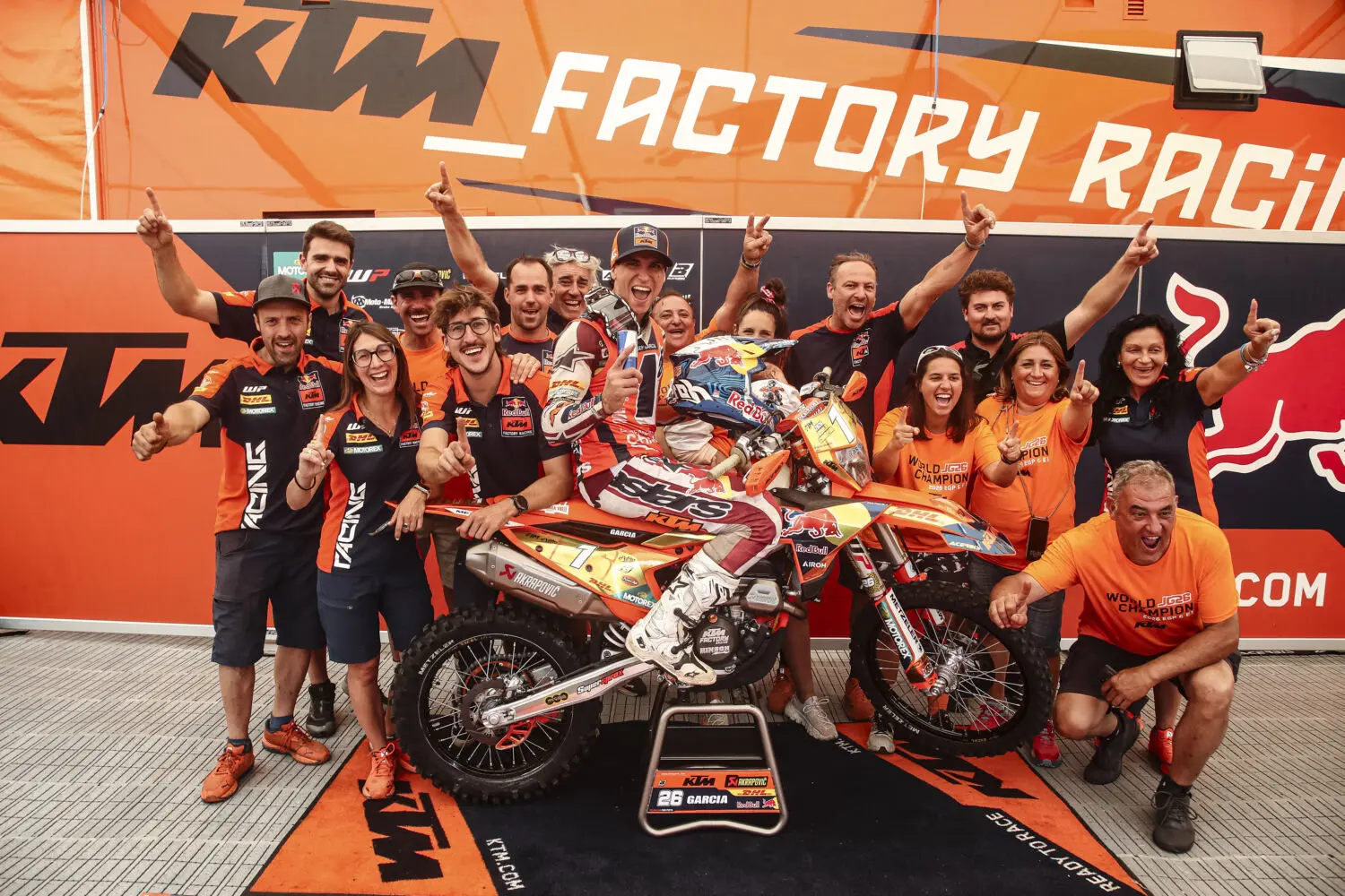 Josep García conquista su tercer título consecutivo de EnduroGP 2026 y el octavo de su carrera