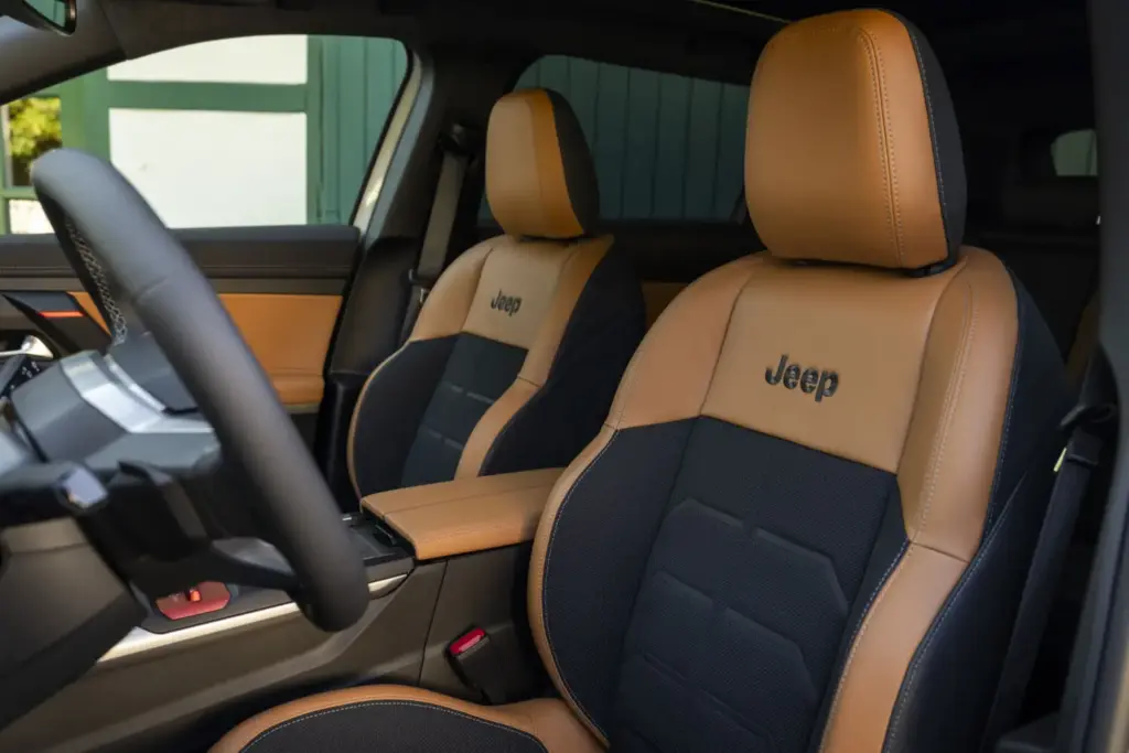 Probamos el nuevo Jeep Compass 4xe, con 375 CV eléctricos y gran capacidad offroad 9 Motor16 Jeep Compass 4xe 1 Motor16