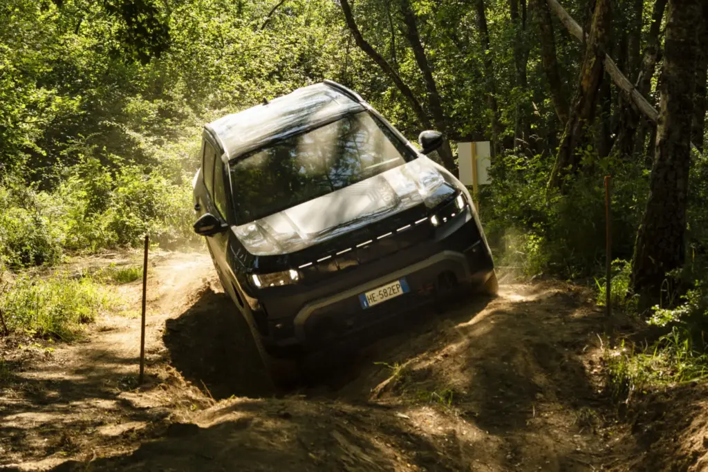 Probamos el nuevo Jeep Compass 4xe, con 375 CV eléctricos y gran capacidad offroad 6 Motor16 Jeep Compass 4xe 14 Motor16
