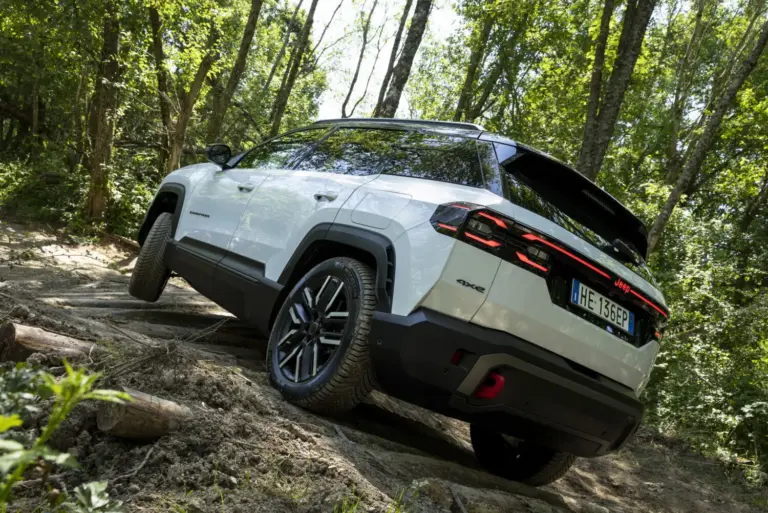 Jeep acumula 160 días de inventario y con descuentos por debajo de la media en Norteamérica