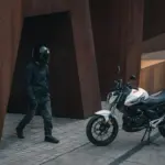 Keeway RKS 125: seguro de moto gratis el primer año incluido esta naked deportiva por 1.990 €