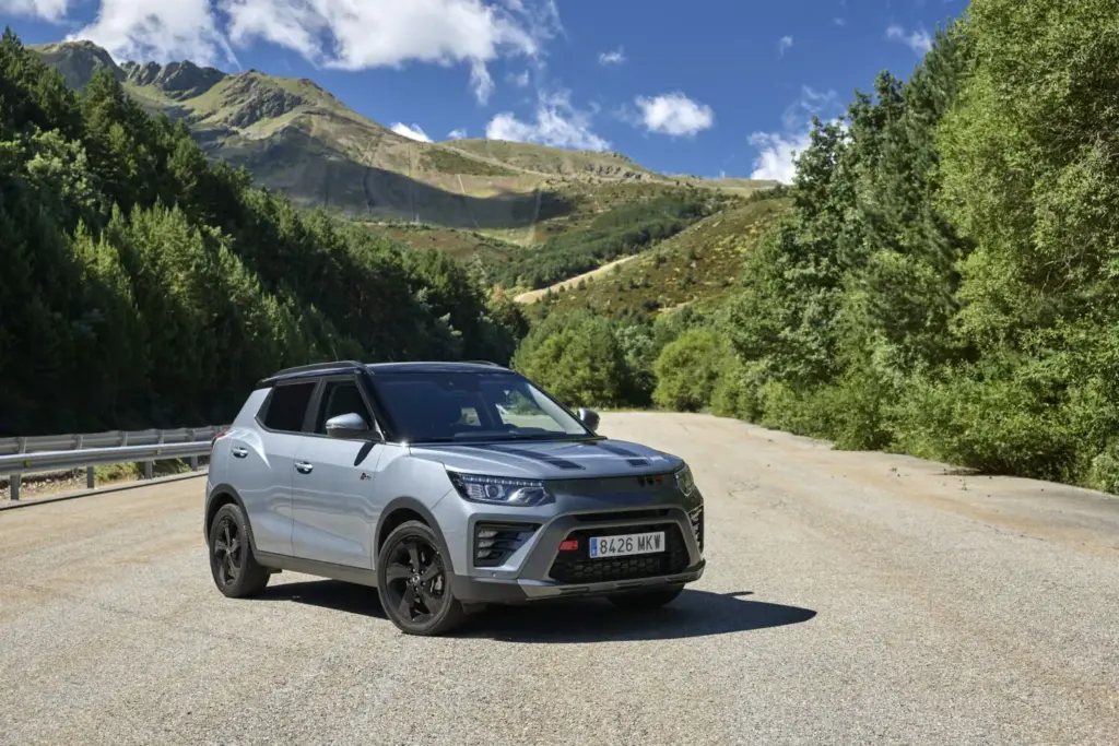 KGM Tivoli a precio de 'guerra' y Korando con etiqueta ECO 1 Motor16 KGM Tivoli
