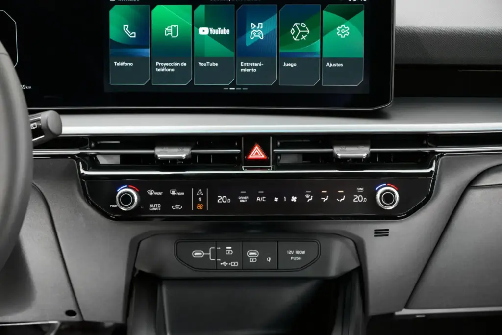 Probamos el nuevo Kia Niro: cuando la experiencia es un grado 21 Motor16 KIA NIRO HEV 2026 14 Motor16