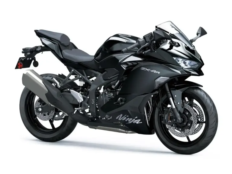 Kawasaki Ninja e-1 2027 hereda el límite europeo de 12 CV y llega a EE UU por 7.899 dólares