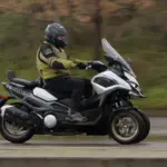 Prueba del Kymco CV3 575: Tres ruedas para conquistarlos a todos