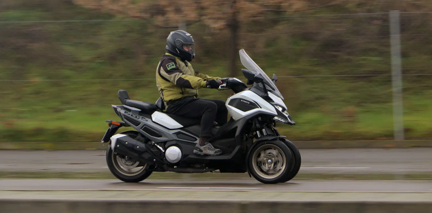 Prueba del Kymco CV3 575: Tres ruedas para conquistarlos a todos
