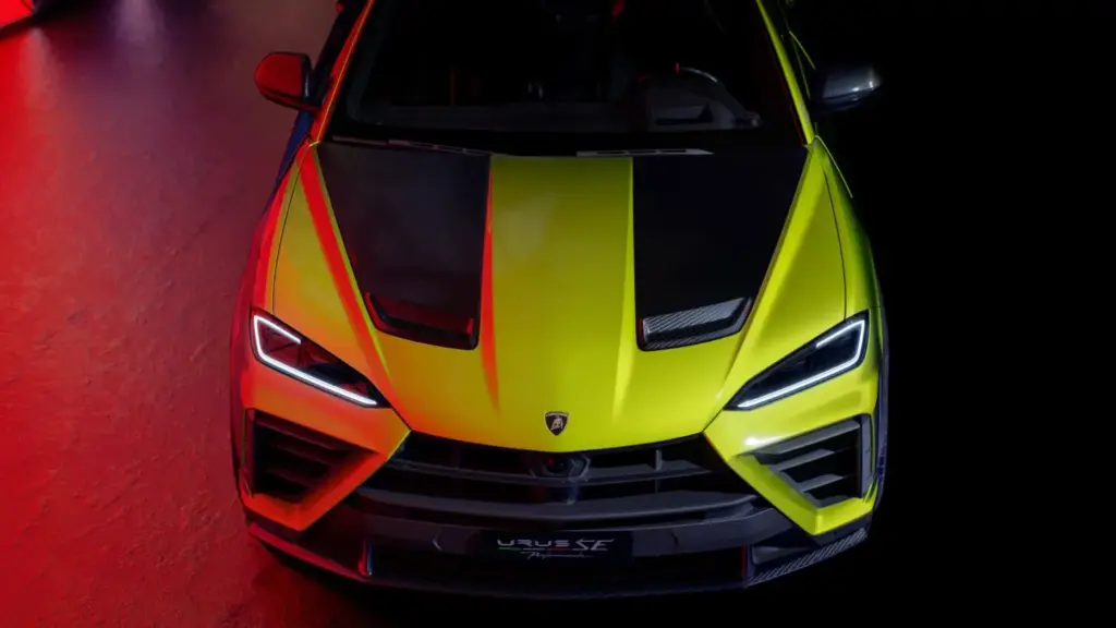LAMBORGHINI URUS SE PERFORMANTE 12 Motor16