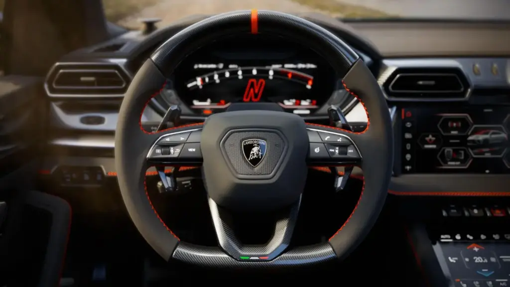 LAMBORGHINI URUS SE PERFORMANTE 32 Motor16
