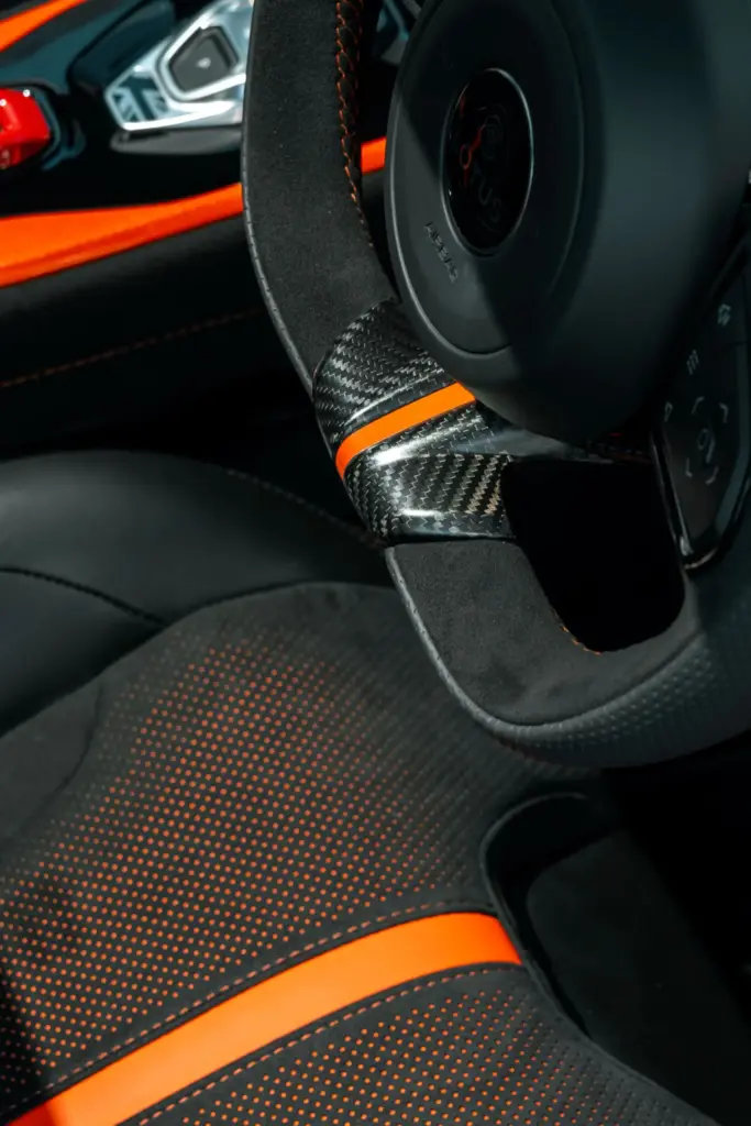 Lotus Emira 420 Sport 16 Motor16