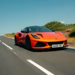 Lotus Emira 420 Sport: el cuatro cilindros que lleva la filosofía de Chapman hasta su máxima expresión