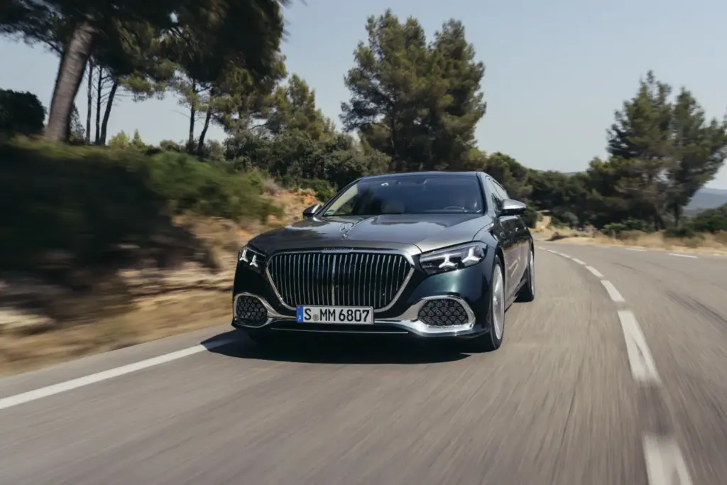 Mercedes-Maybach Clase S: motores electrificados para la mayor actualización de su historia 17 Motor16 MERCEDES MAYBACH CLASE S 13 Motor16