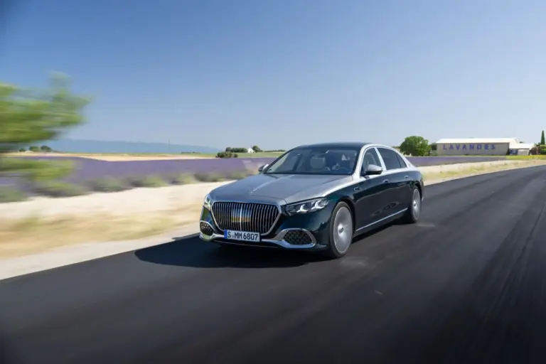 Mercedes-Maybach Clase S: motores electrificados para la mayor actualización de su historia