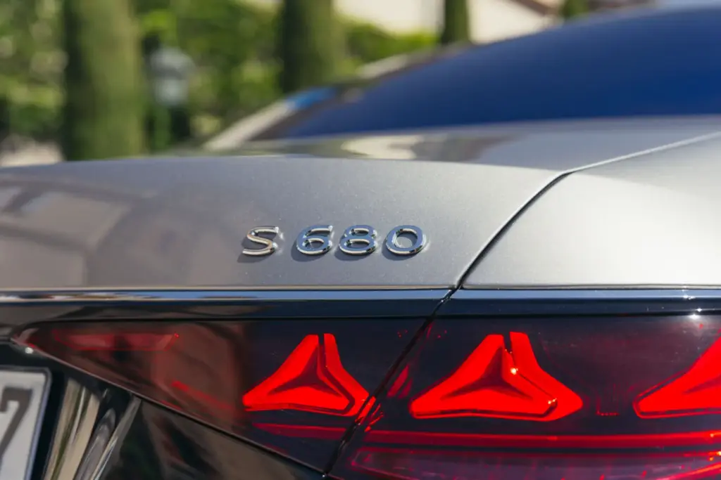 Mercedes-Maybach Clase S: motores electrificados para la mayor actualización de su historia 22 Motor16 MERCEDES MAYBACH CLASE S 18 Motor16