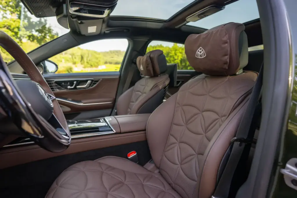 Mercedes-Maybach Clase S: motores electrificados para la mayor actualización de su historia 13 Motor16 MERCEDES MAYBACH CLASE S 9 Motor16