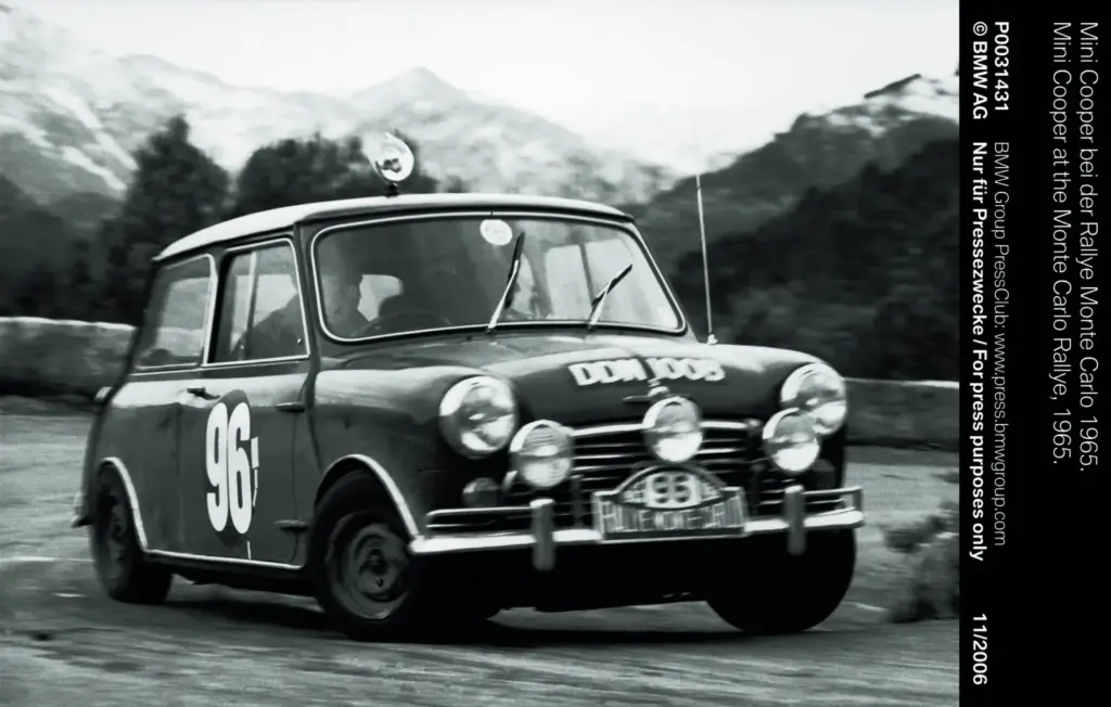 MINI CLASICO 1 Motor16