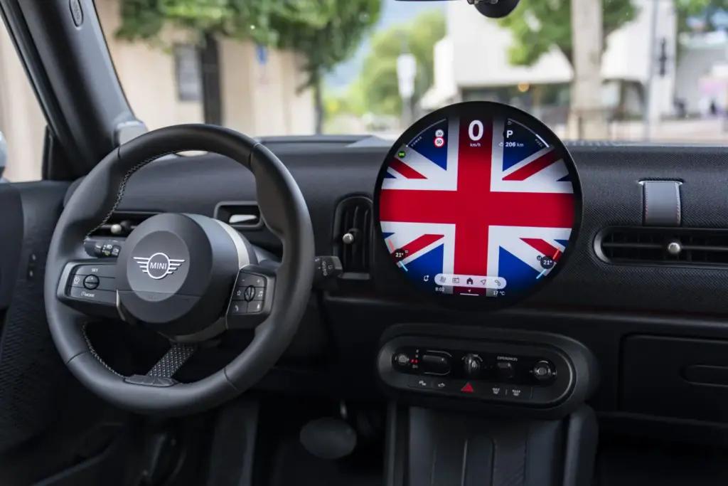MINI Cooper Oxford Edition: 100 unidades para España 2 Motor16 MINI Cooper Oxford Edition