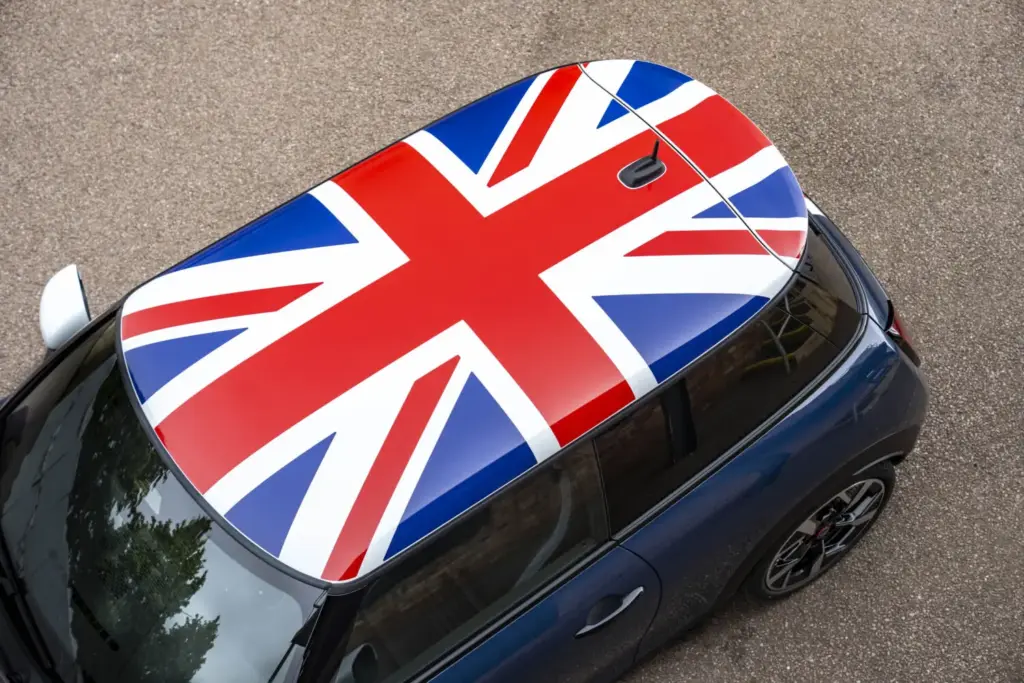 MINI Cooper Oxford Edition: 100 unidades para España 1 Motor16 MINI Cooper Oxford Edition 7 Motor16