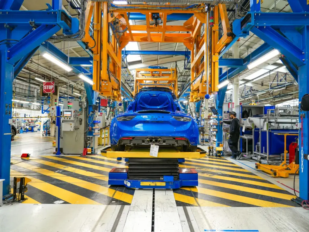 El último A110 de gasolina cierra una era mientras Alpine prepara su salto al deportivo eléctrico 1 Motor16 Mas de 35000 Alpine A110 4.jpg Motor16