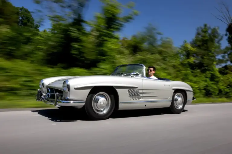 Mercedes 300SL Roadster con bloque de aleación: una de las 210 unidades más codiciadas sale a subasta