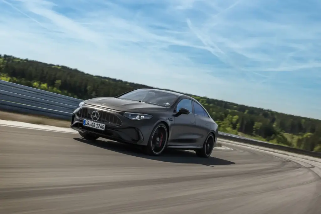 Mercedes AMG CLA 45 8 Motor16