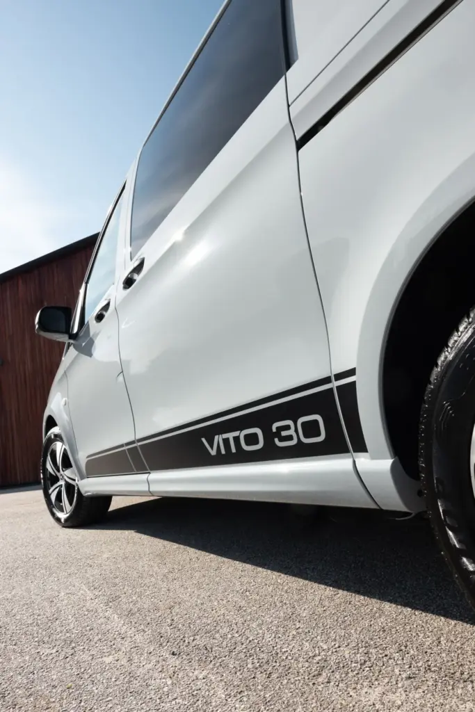 Mercedes-Benz Vito Crew Cab 30th Anniversary Edition: Australia celebra 130 años de furgonetas comerciales 11 Motor16 Mercedes Benz Vito30 027 Motor16