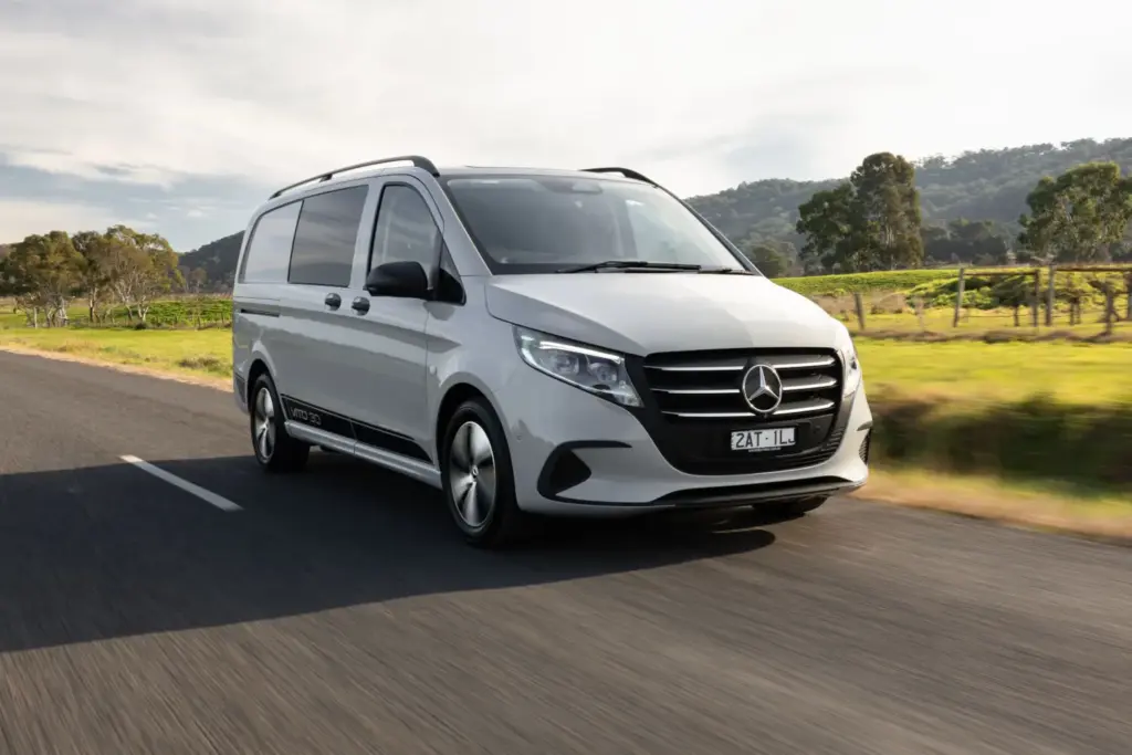 Mercedes-Benz Vito Crew Cab 30th Anniversary Edition: Australia celebra 130 años de furgonetas comerciales 24 Motor16 Mercedes Benz Vito30 127 Motor16