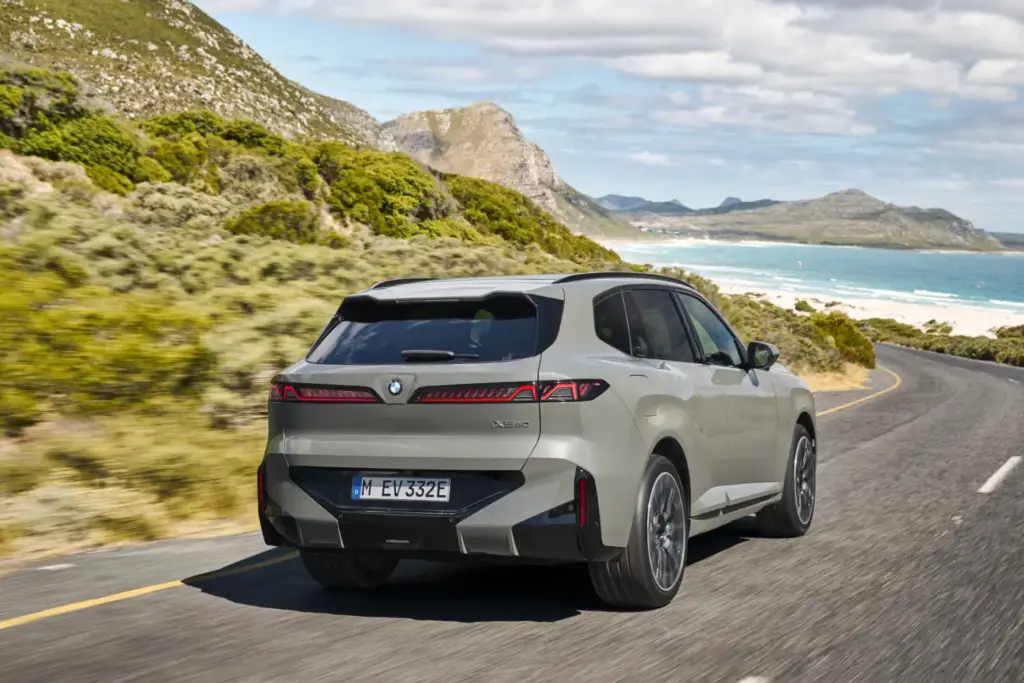 Así es la quinta generación del BMW X5, que llega con cinco tecnologías diferentes 2 Motor16 Nuevo BMW iX5 10 Motor16