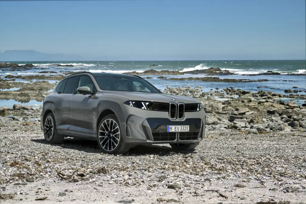 Así es la quinta generación del BMW X5, que llega con cinco tecnologías diferentes 24 Motor16 Nuevo BMW iX5 18 Motor16
