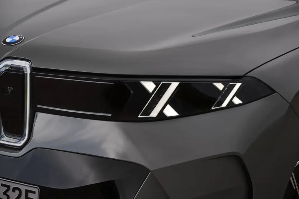 Así es la quinta generación del BMW X5, que llega con cinco tecnologías diferentes 30 Motor16 Nuevo BMW iX5 24 Motor16