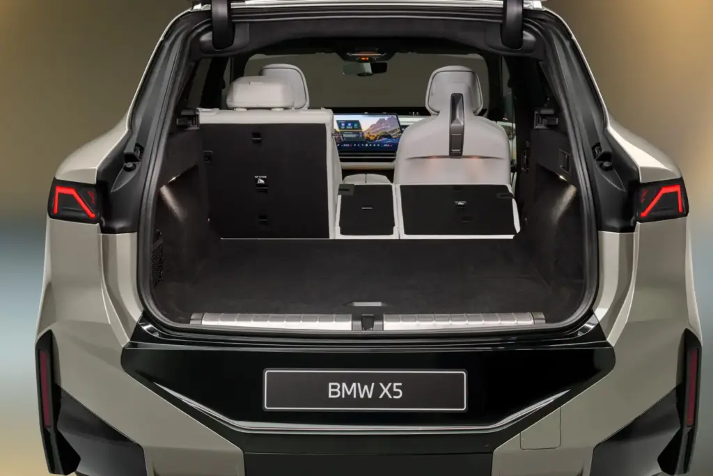 Así es la quinta generación del BMW X5, que llega con cinco tecnologías diferentes 42 Motor16 Nuevo BMW iX5 36 Motor16