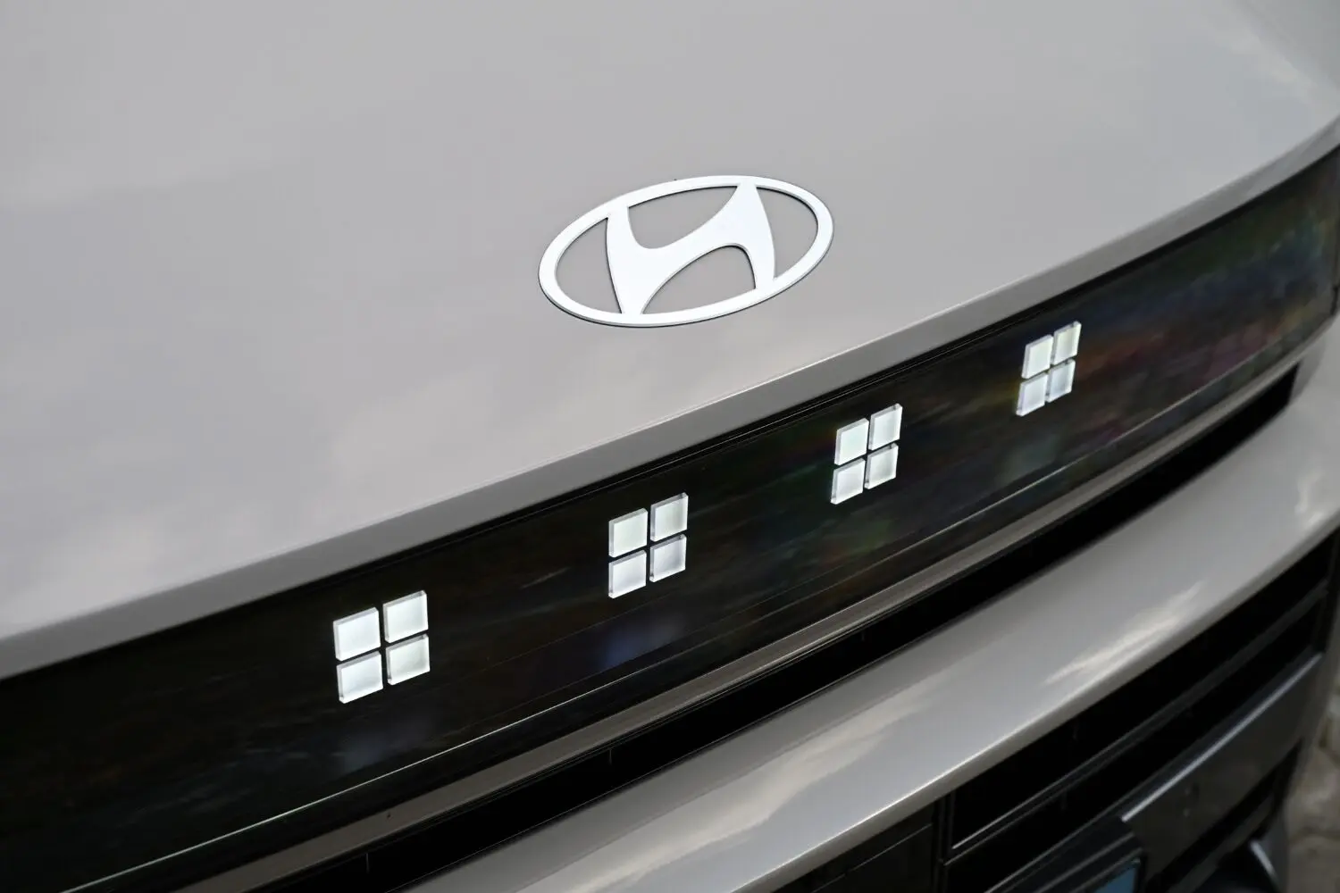 Hyundai y Kia patentan la capota rígida magnética que convierte su todoterreno en descapotable en segundos