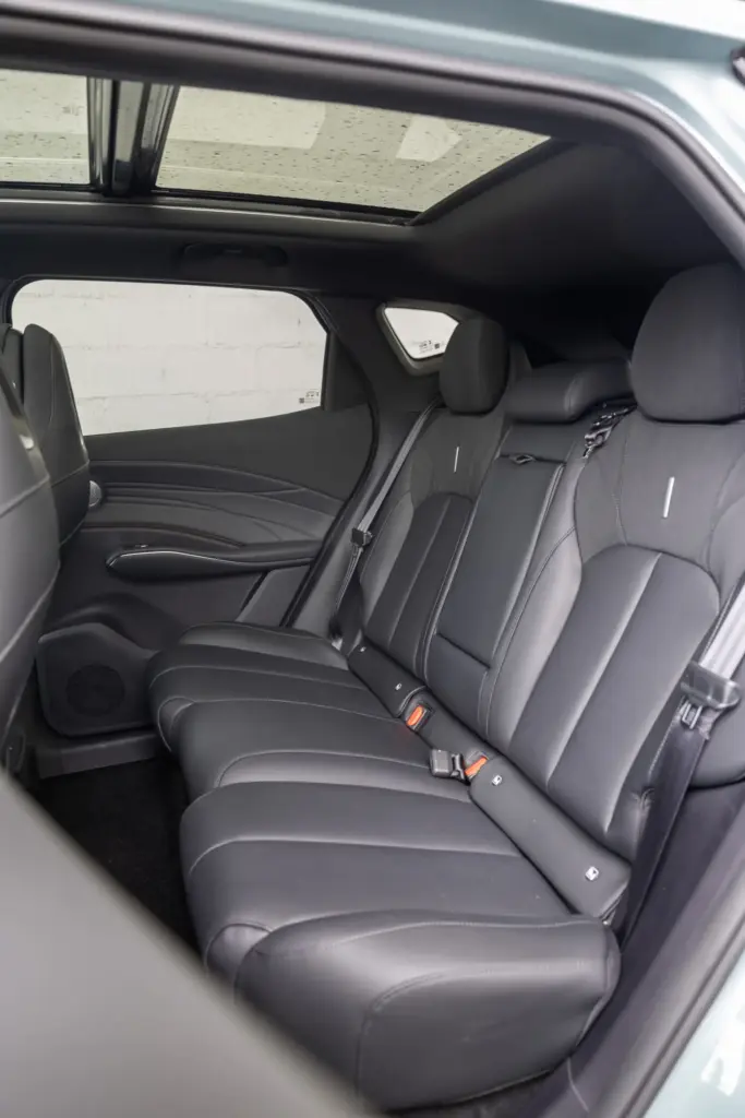 OMODA 7 SHS híbrido enchufable: estilo y espacio en un atractivo SUV fastback 6 Motor16 OMODA 7 SHS HIBRIDO ENCHUFABLE 20 Motor16
