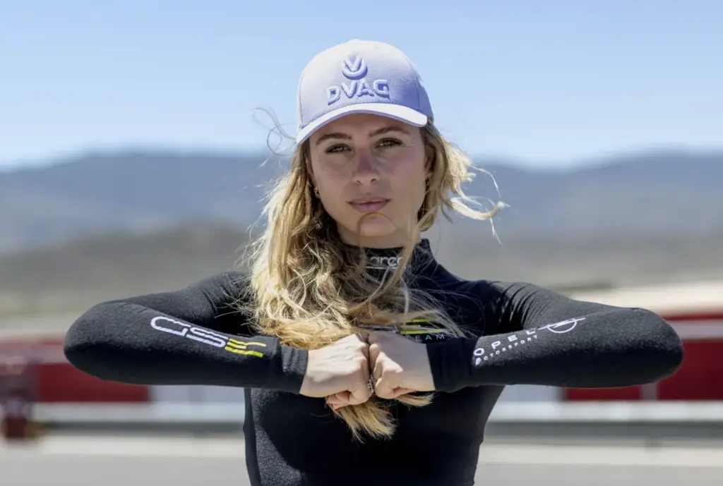 Opel se alía con Sparco para vestir a su equipo de Fórmula E con la mejor tecnología italiana 2 Motor16 Sophia Flörsch, Opel GSE Formula E Team