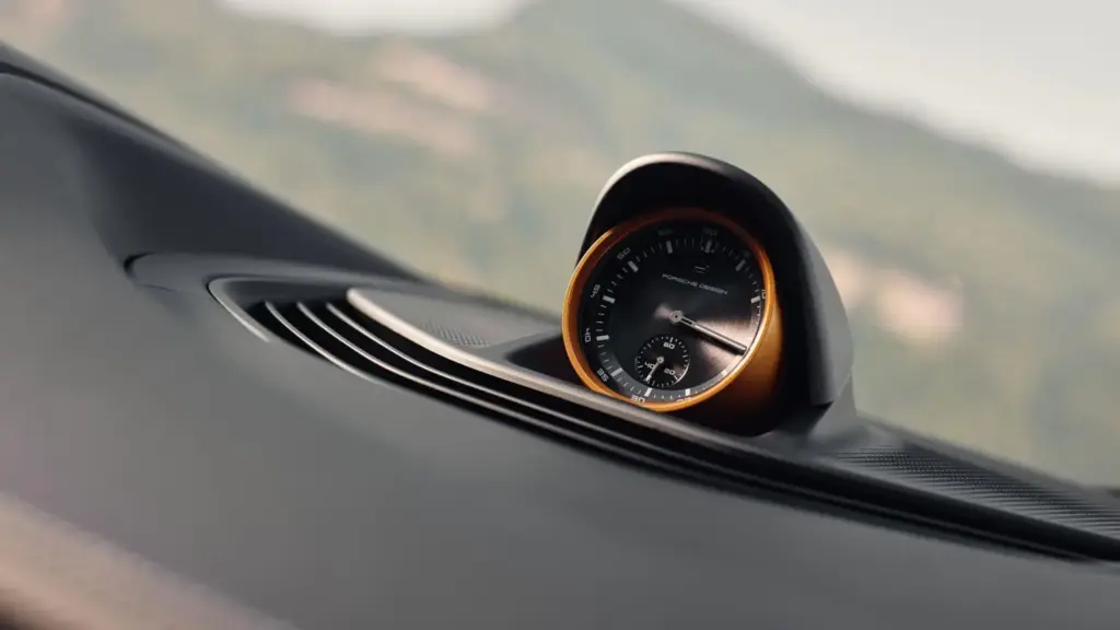Porsche Taycan Turbo GT Sonderwunsch: así es el eléctrico de 1.108 CV convertido en pieza única de colección 15 Motor16 Porsche Taycan Turbo GT Sonderwunsch 11 Motor16