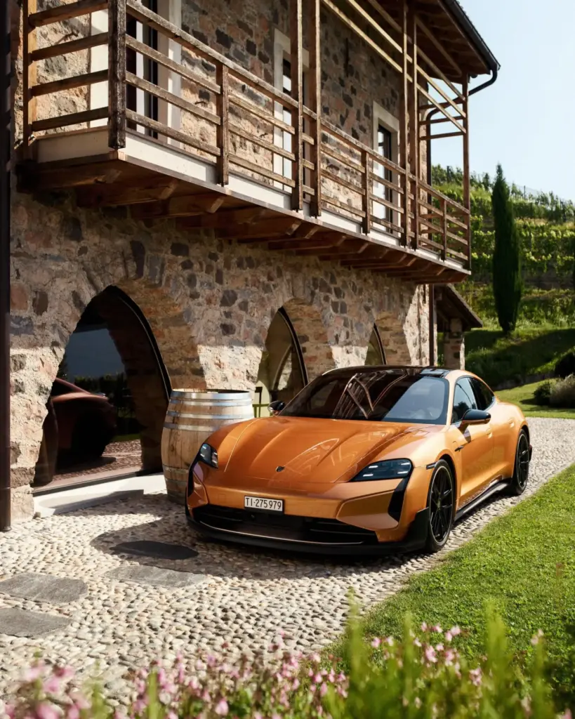 Porsche Taycan Turbo GT Sonderwunsch: así es el eléctrico de 1.108 CV convertido en pieza única de colección 11 Motor16 Porsche Taycan Turbo GT Sonderwunsch 7 Motor16