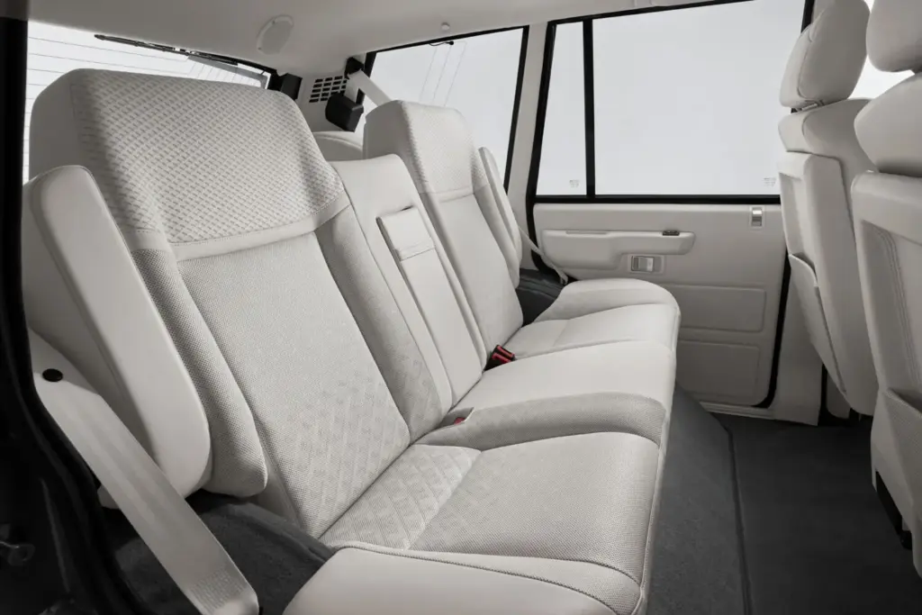 RANGE ROVER CLASSIC 1993 PEBBLE BEACH 5 Motor16