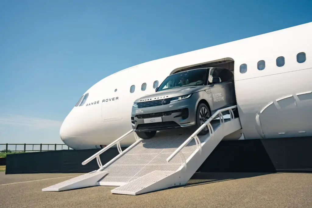 Range Rover confirma la llegada del Sport Electric, su segundo modelo eléctrico de batería 15 Motor16 RANGE ROVER SPORT ELECTRIC 12 Motor16